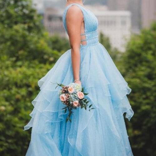 Cinderella Blue Prom Dresses 2019 Ruffles Ball Gown Sweet 15 Dress V Neck Empire Long Pageant Gowns for Lady Junior Teen Tween
