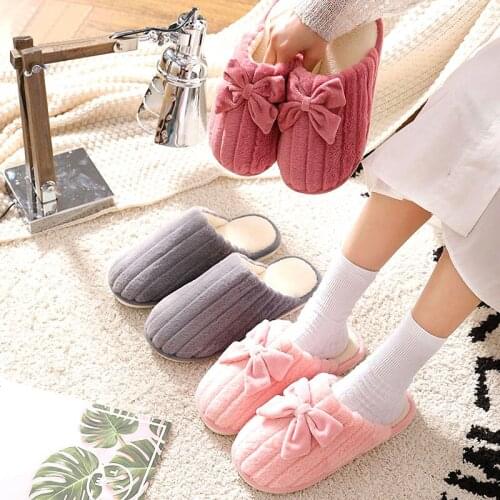 Classic Pink Furry Slides For Women Butterfly-Knot Slip On Winter Bedroom Slippers Cheep Copple Slippers For Home Chanclas Mujer