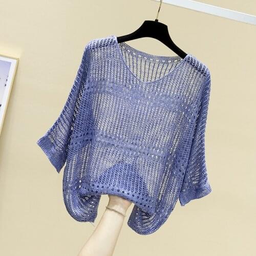 The new spring 2021 loose v-neck hollow-out knitting batwing coat joker paragraphs short blouse thin render coat female