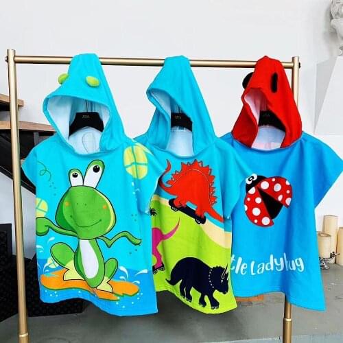Summer Beach Towel Cartoon Hooded Cloak Printed Microfiber Childrens Swimming Bath Towel Bathrobe Pool Robe Towels Bathroom Set