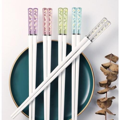 5 Pair Amber Sakura Japanese Chopsticks Antibacterial Anti-slip High Temperature Resistant Sushi Food Chopsticks Kitchen Supplie