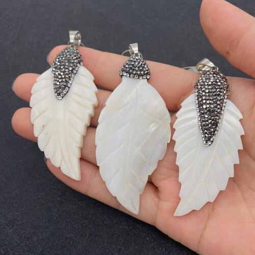 Natural Shell Pendant for DIY Necklace Jewelry Making Leaf Shape Freshwater Shell Diamond Pendant Designer Charms Wholesale