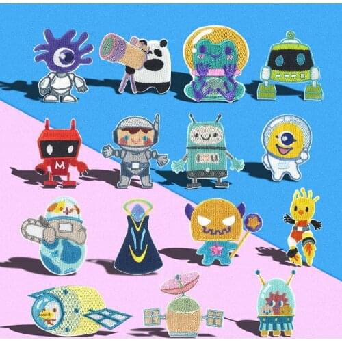 1PCS Cartoon Fire seed Red robot Capsule Embroidery Patch Iron on Extraterrestrial Patches for Clothes Applique DIY Decorative