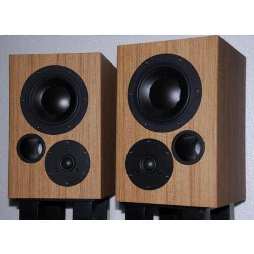 6.5 inch D2.1 bookshelf speaker D6.8 Woofer Q1R Tweeter Power 50-200W 2 way 2 driver MDF Sensitivity 86dB Impedance 8 ohms