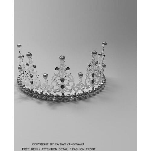 Crown pearl hair accessory