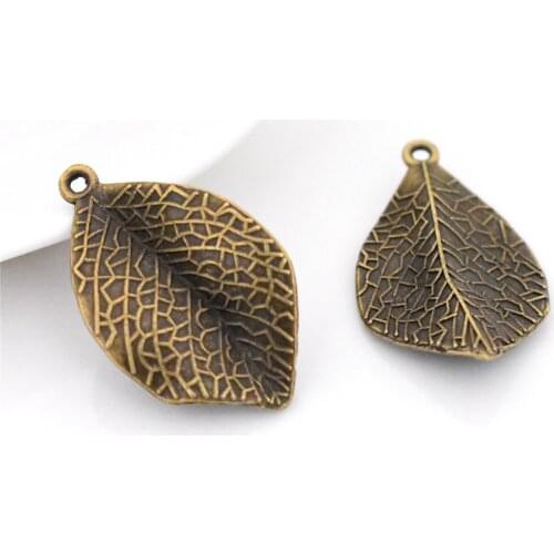 10pcs/lot 33x19x4mm Antique Bronze Plated Leaf Charm Pendant DIY Handmade Necklace Bracelet Keychain Jewelry Accessories