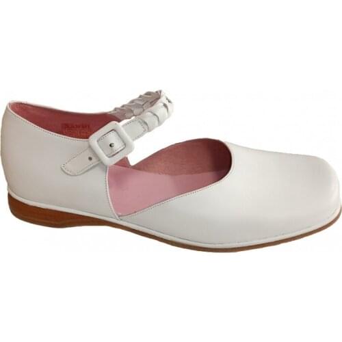 Girls communion shoes with buckles by Sanmi
