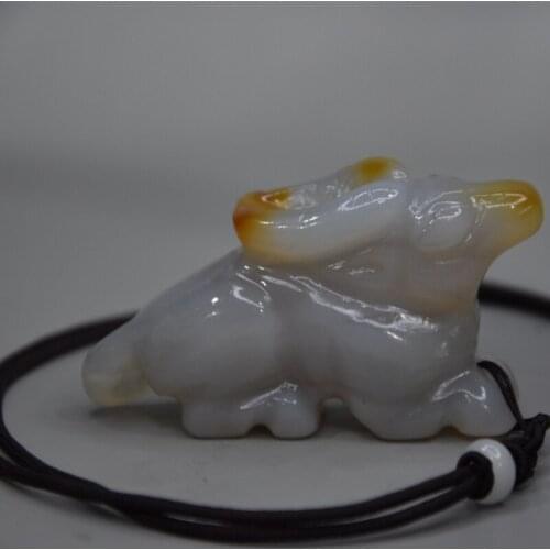 Hongshan Culture Gift Agate Cattle Jade Wear Auspicious Collection Pendant Stone Carving Pendant Necklace Keychain figurinhas