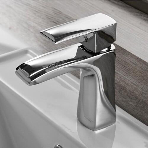 Best sale Bathroom Basin Sink Faucet Chrome Single Handle Kitchen Tap Faucet Mixer hot and cold water hose Chrome Finished