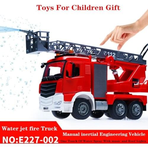 Manual Engineering Car Fire Truck 1:20 Manual Inertia Engineering Vehicle Model Spray Water With Music lights Toys for children