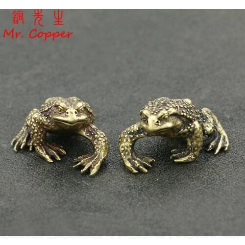 Solid Copper Lucky Toad Tea Ceremony Small Ornaments Tea Pet Antique Bronze Animal Bufo Figures Miniatures Desk Decoration Craft