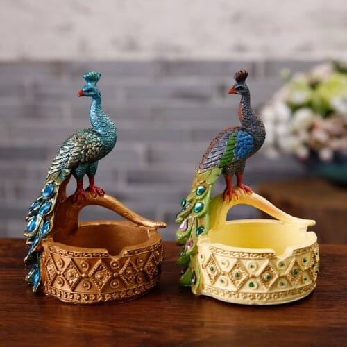 Retro personality creative peacock ashtray resin craft gift holiday decorations living room decoration home decoration
