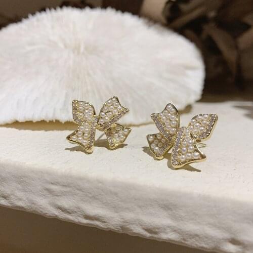 ZDMXJL New Korea Style Fashion Womens Earrings Joker Simple Sweet Pearl Bowknot Earrings Wedding Jewelry Girl Gifts Wholesale