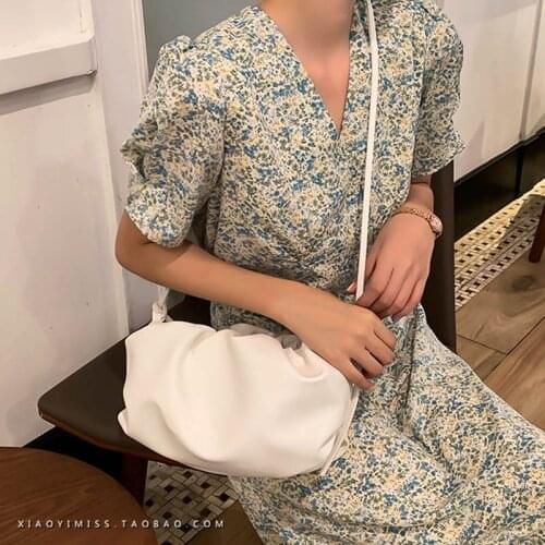 Acrylic Gold Chains Purse Bag womens Pouch Designer Shoulder Bag Women Solid Retro Baguette Bag Leather Women Handbags Female