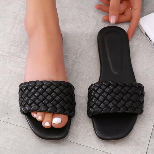 Summer Beauty Women Weave Slippers Pu Leather Flat Heel Rubber Sole Solid Design Charm Footwear Cozy Outdoor Slides Ladies Shoes