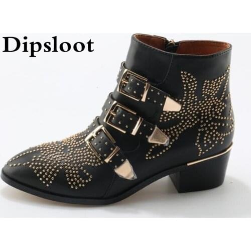 Hot Sale Spike Studded Short Ankle Boots Leather Round Toe Triple Buckle Strap Women Motorcycle Boots Shoes Low Heels Shoes