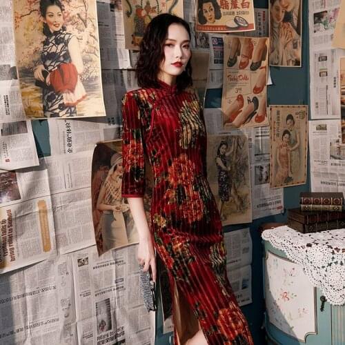 L-5XL Double Layer Pleated Velvet Chinese Dresses Novelty Red Long Cheongsam Autumn New Pleuche Improved Dress For Women