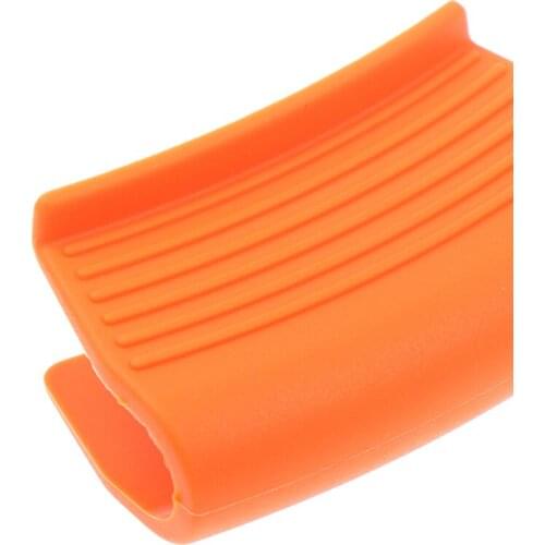 2pcs Silicone Heat Resistant Clip Non-slip Handle Cover Anti-scald Heat Pot Clips Bowel Microwave Oven Gloves Kitchen Gadgets