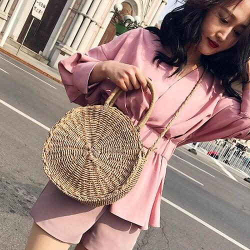 Jin Mantang Fashion Ladies Shell Envelope Woven Handbag 2021 New Ladies Single Shoulder Rattan Bag Hand-woven Beach Crossbody