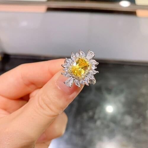 2021 Trend 6*8 Topaz Quartz Gemstone Rings White for Women 925 Sterling Silver Moissanite Lab Diamond Wedding Bands Jewelry