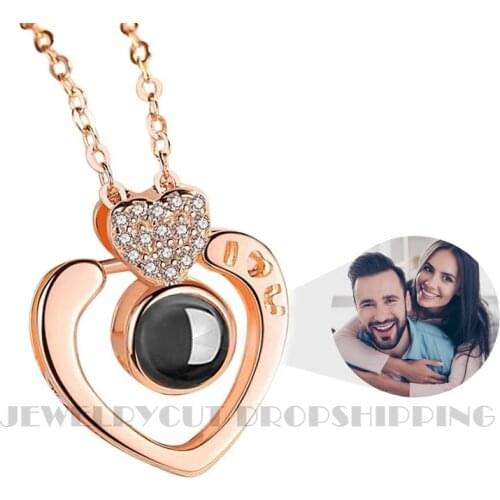 Picture custom projection necklaces, love and memory-filled nanotechnology necklaces, heart-shaped projection pendant neck