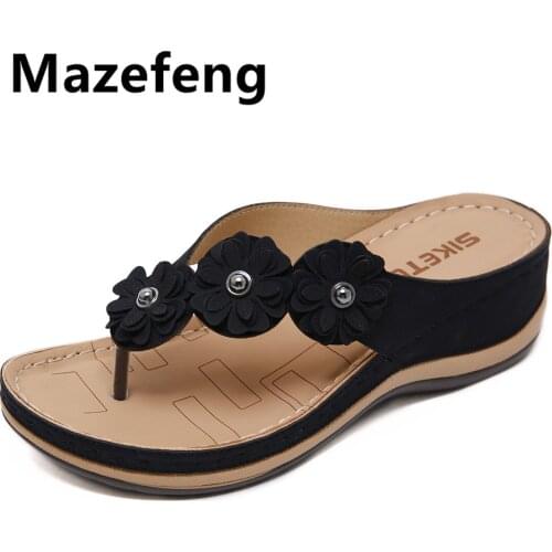 2021 Womens Slippers Summer New Fashion Metal Button Slides Shoes Wedge Beach Sandals Women Outside Platform Leisure Flip Flops