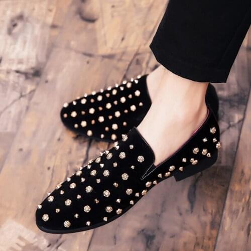 Men Casual Shoes Fashion Slip-On Business Banquet Oxfords Sexy Rivet Flats Formal Dress Party Wedding Shoes Men Zapatilla Hombre