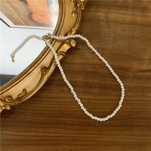 Vintage White Pearl Chokers Necklaces for women Simple Retro Collar Necklaces Wedding Party Fashion Jewelry Wholesale