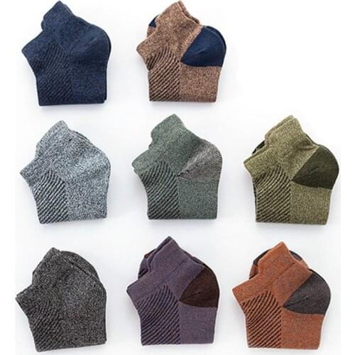 Cotton mens socks fashion breathable mens ankle socks comfortable solid color casual socks mens street fashion