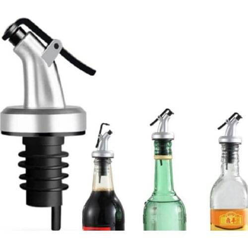 Olive Oil Sprayer Liquor Dispenser Wine Pourers Flip Top Stopper Kitchen Tools Eco-friendly Silicone Plastic Tools Kit
