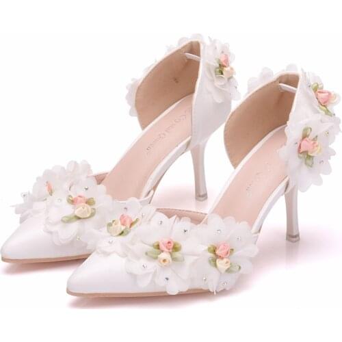 Crystal Queen White Lace Flower Wedding Shoes Bridal Shoes 7CM High Heel Women Sandals Shallow Adult Ceremony Pumps