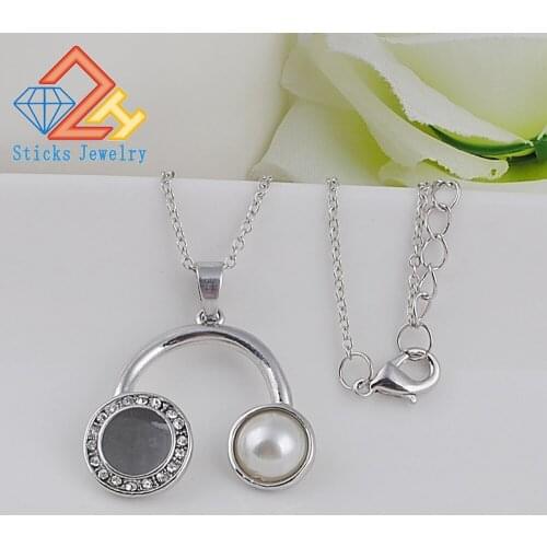 Pearl Jewelry for Women Zinc Alloy Enamel Trendy Rhinestone Statement Necklace Pendant Headphone Audio Free Shipping
