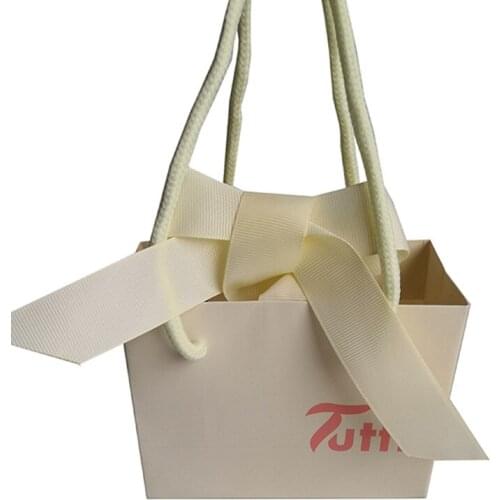 500Pcs/Lot Elegant Personalized Gift/Birthday/Wedding Paper Bags with Built-in Bowtie Custom Logo Printed Small Tote Bag