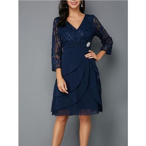 Stunning Short Navy Blue Lace Mother of the Bride Dresses With Sleeves V Neck Wedding Party Gowns 2021 New