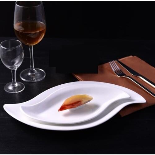 2pcs Ceramic Irregular Shape Serving Dish Set Decorative Porcelain Dinner Plate Dinnerware for Pastry, Pudding and Appetizer