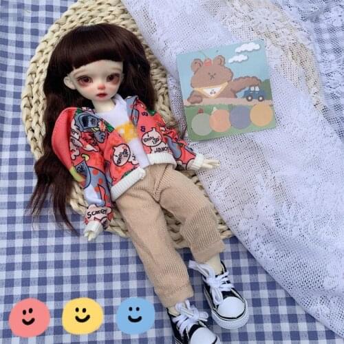 BJD Doll Clothing is fit for 1/6 stylish go-go cartoon hoodie jacket + white letter T sleeves + pants + black lace-up shoes/bear