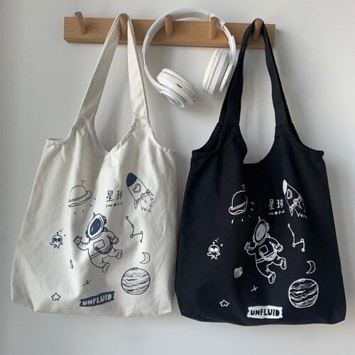 Korea ins Ulzzang astronaut cartoon print canvas bag casual large capacity female chic Vintage fashion new cute shoulder bags