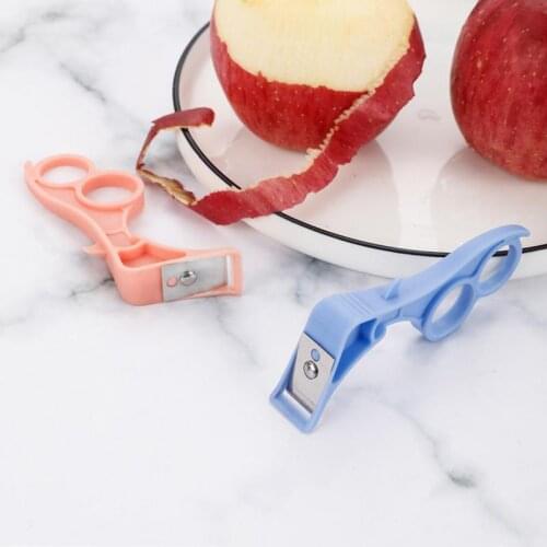 Convenient Fruit Peeler Pear Vegetable Fruit Peeler Finger Ring Continuous Scraping Skin Tool Apple Peeler Home Kitchen Supplies