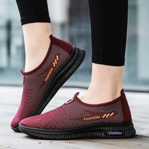 Light Shoes Sneakers Women Sport Running Shoes Women Breathable Mesh Loafers Woman Sports Shoes New Zapatillas Mujer Deportiv