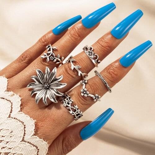 Bohemian Vintage Lotus Flower Rings Set For Women Tibetan Silver Color Joint Nail Midi Finger Rings Boho Party Jewelry Gifts