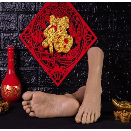 27*23cm TPE Simulation foot mannequin body, real person reverse Dark complexion shooting and display props 4601 one piece D336