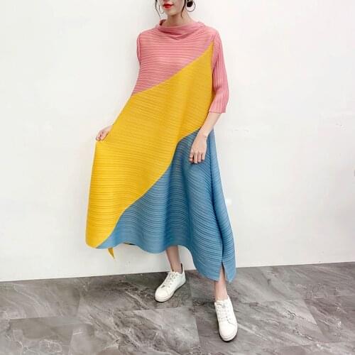 Miyake Spring/Summer 2021 New Color Matching Pleated Dress Loose Large Size Covering Meat And Foreign Womens Clot