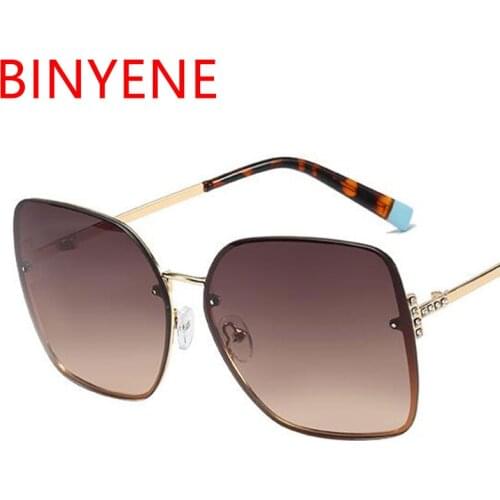 New Oversized Square Sunglasses Women Vintage Shades Metal Color Gradient Sun Glasses For Female Fashion Designer UV400