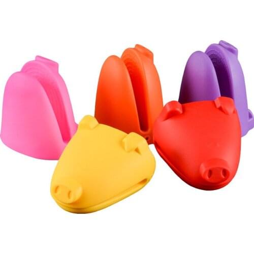 .Free shipping 50pcs Animal shaped silicone Oven mitt Pot Holder Potholder Pliable Glove colorful cooking tools