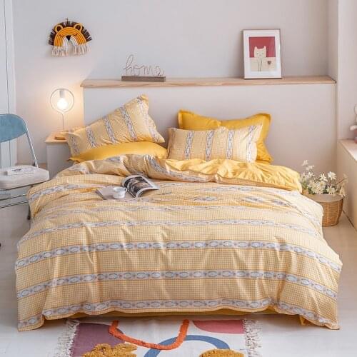 Modern Stripe Yellow Color Bedclothes Bedding Sets Quilt Covers Home Flat Bed Sheet Pillowcase Duvet Cover 240x220 King Size