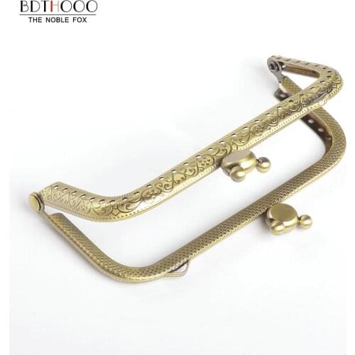10pcs/ Lot 10.5cm Metal Purse Frame Handle for Clutch Bag Accessories Making Kiss Clasp Lock Antique Bronze Silver Bag Hardware