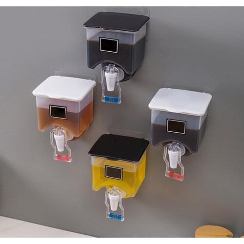 Wall-Mounted Seasoning Bottle Punch-Free Wall Hanging Condiment Kitchen Leak-Proof Soy Sauce Vinegar Oil Drinking Liquid