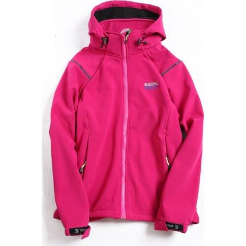 New Outdoor Women Soft shell Waterproof Windproof Jacket Fleece Warm Outdoor Brand Jacket Camping Hiking Climbing Skiing Jacket