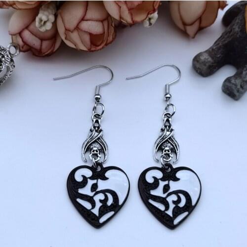 Occult Diablo Goth Piercing Drop Earrings Personality Rose Heart Oil Bat Gothic Womens Earings Retro Hanging Aesthetic Jewellry