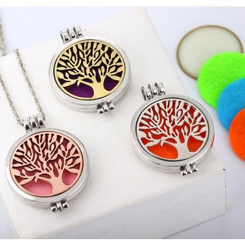 BOTU Elegant Hot-selling Luminous Tree of Life Necklace Openable Luminous Aroma Diffuser DIY Item Decoration Jewelry for Women